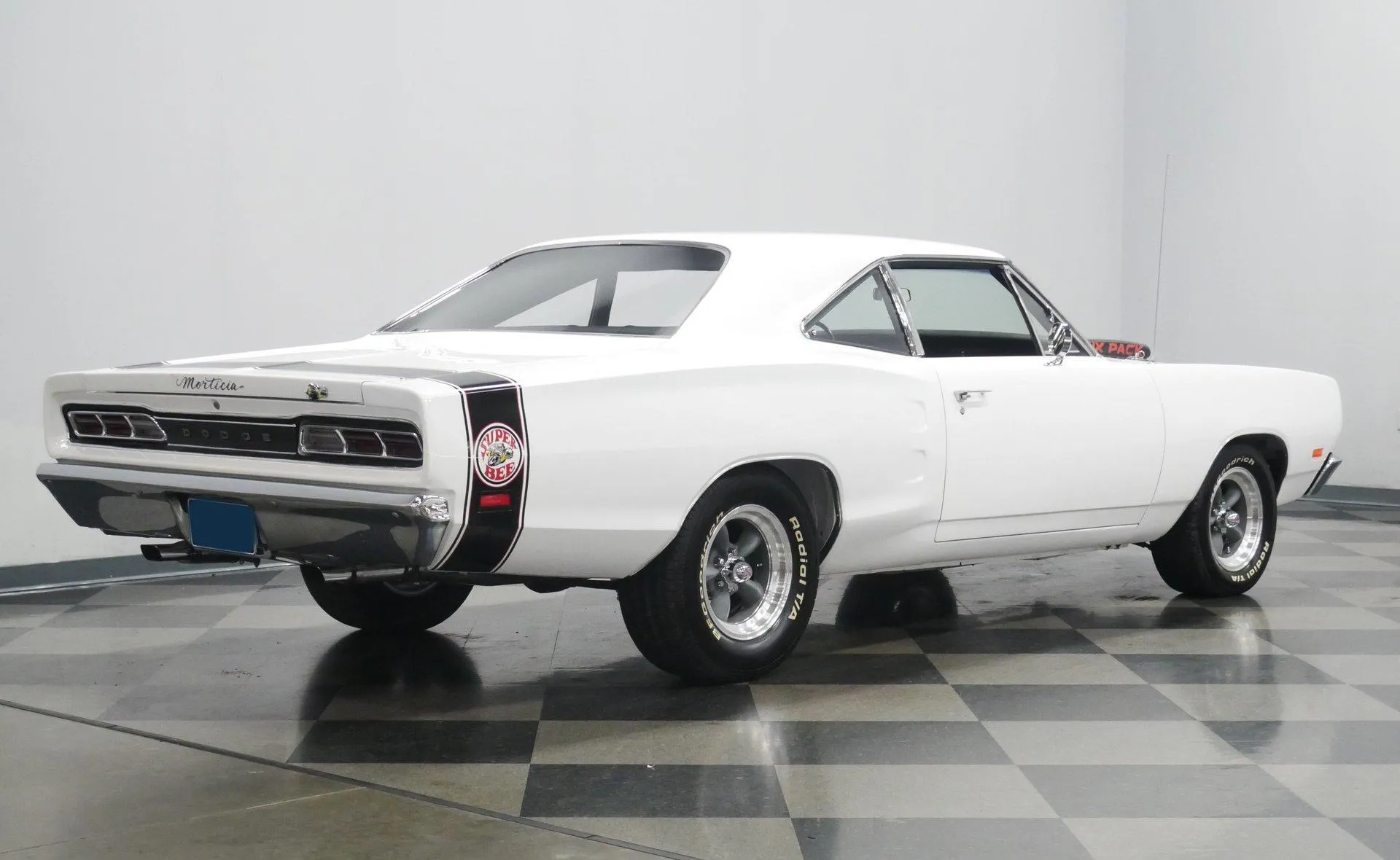 Dodge Coronet Super Bee 440 Six Pack Restomod